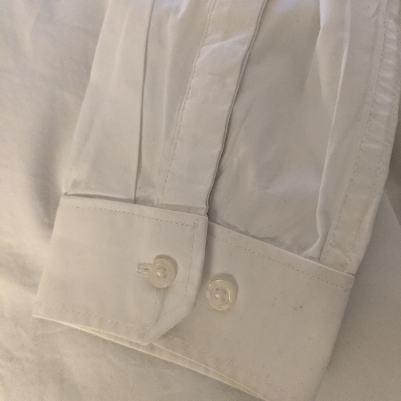 Long sleeve white button down - Picture 4 of 4